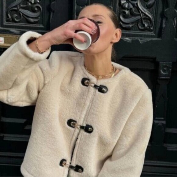 Zara FAUX FUR JACKET WITH FIREMAN CLASP - Picture 9 of 11